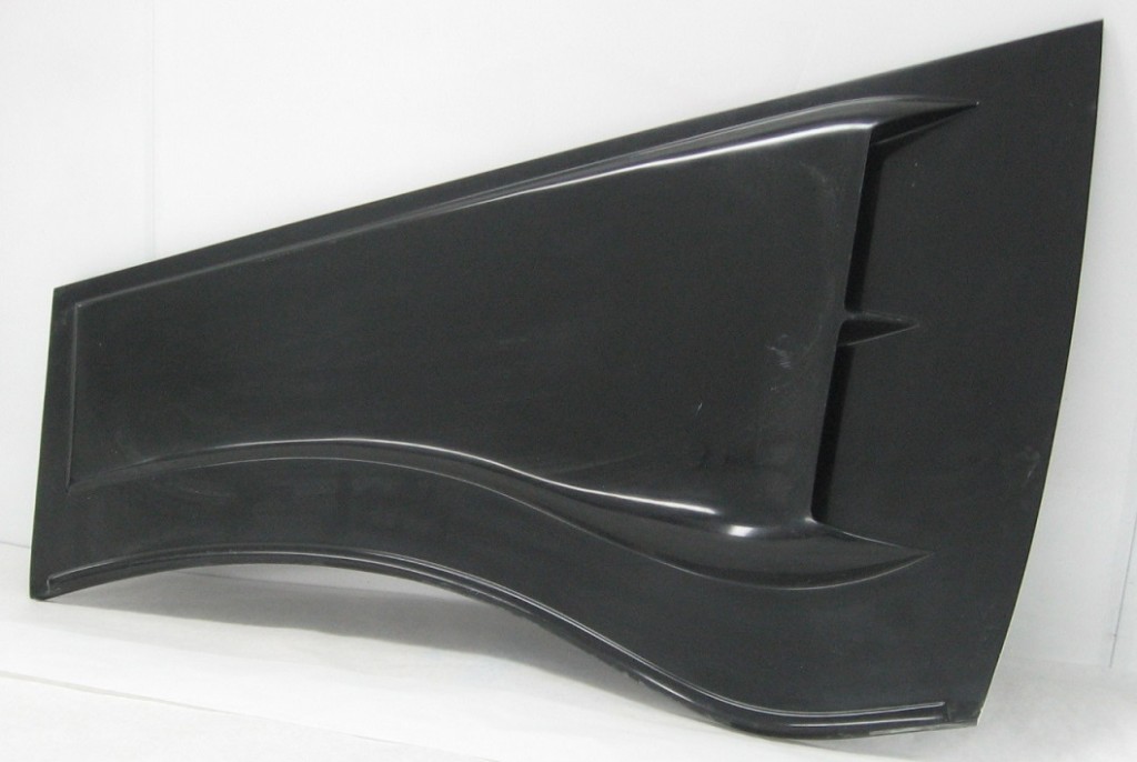 1933-Plymouth-Hood-left-side